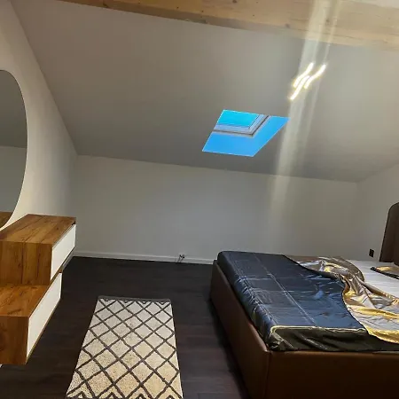 Adriatic Apartman 公寓